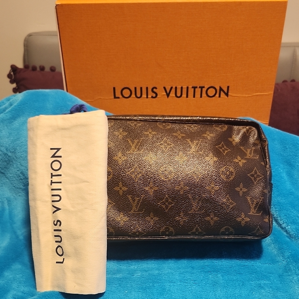 Louis VuittonTrousse Toilette 28 Monogram Canvas Pouch Brown w/ Dustbag